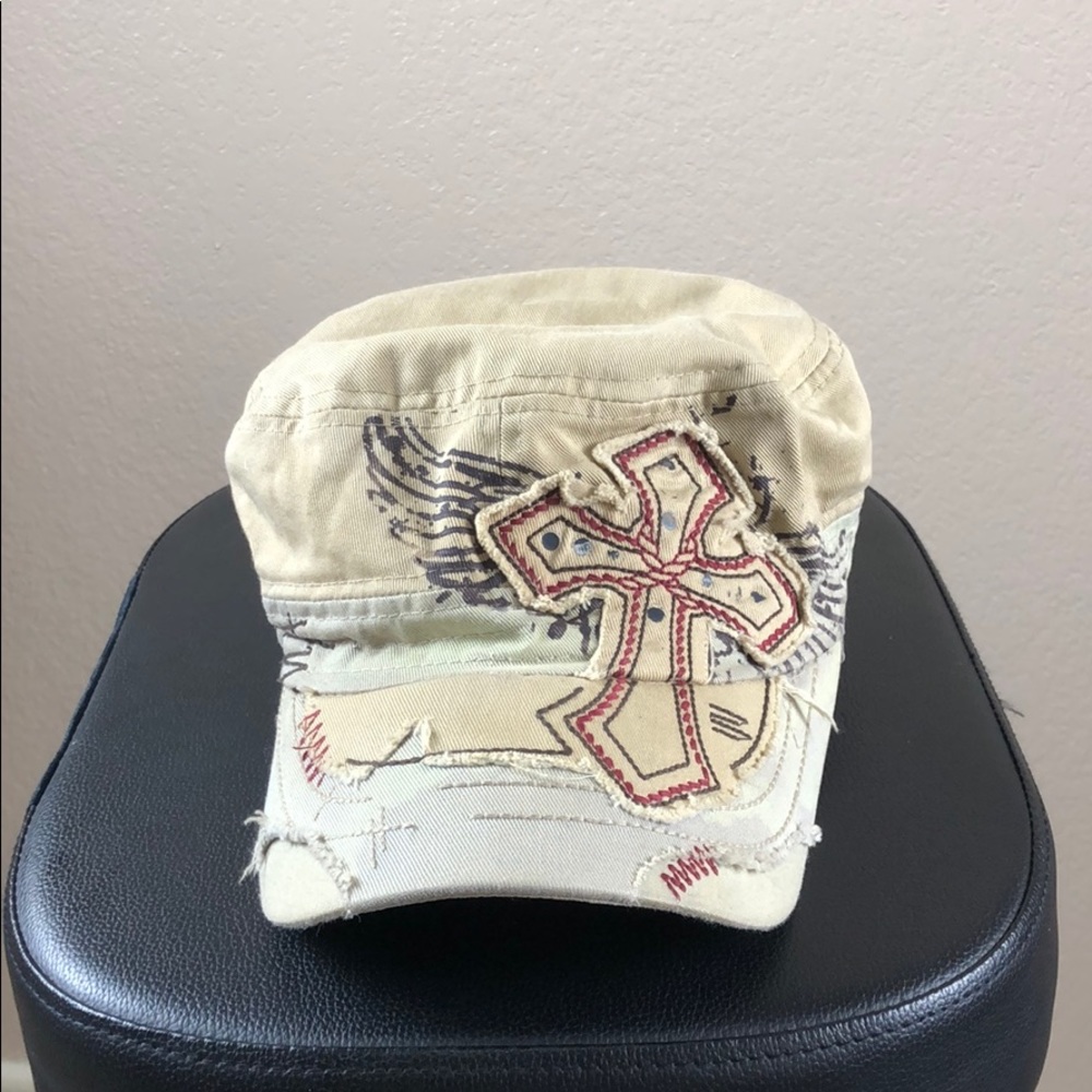 Uni-sex designer hat 🧢 🔥